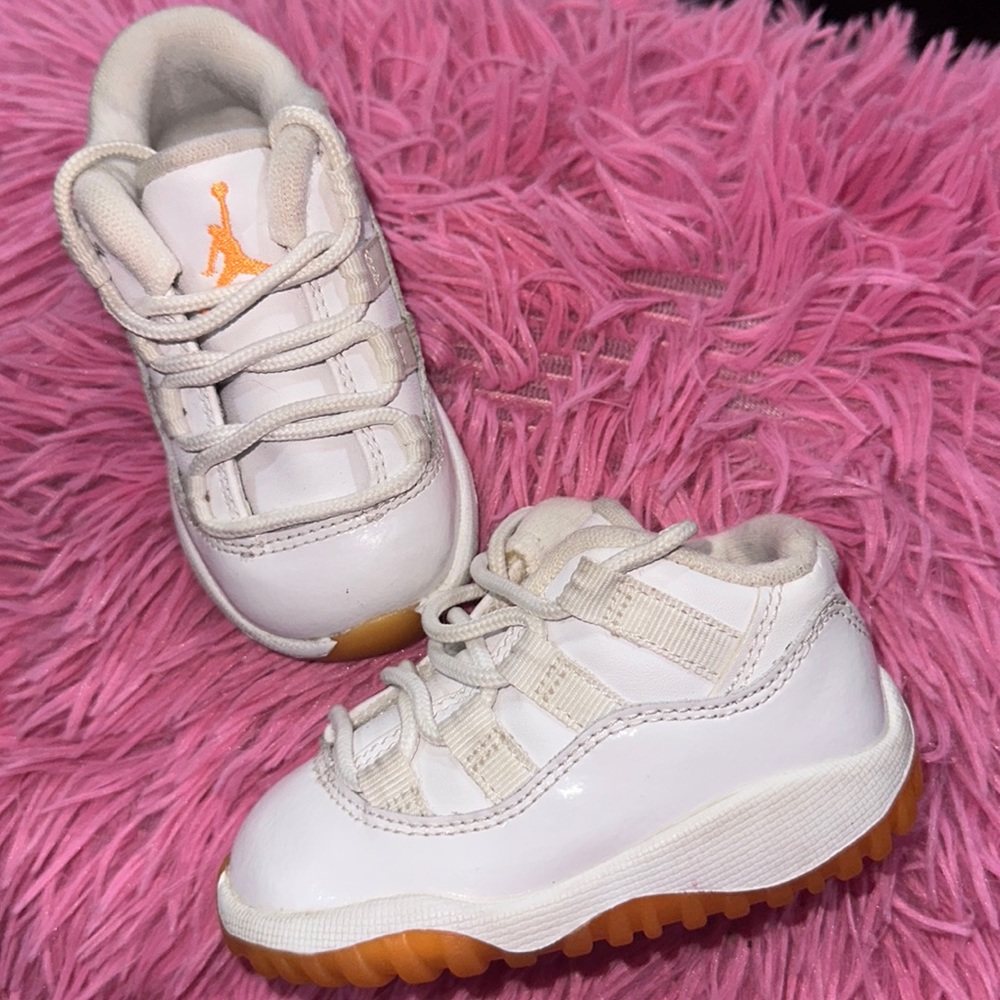 Jordan 11s